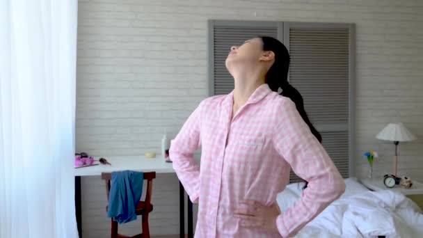 Болит спина и ноги во сне