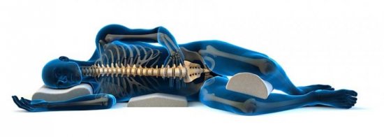 Валик между ног для сна